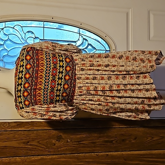 Umgee Women’s Size Medium Aztec Print Tan Ivory Tunic/Babydoll Dress - Picture 9 of 10